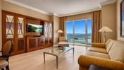 MGM Signature Studio 32802