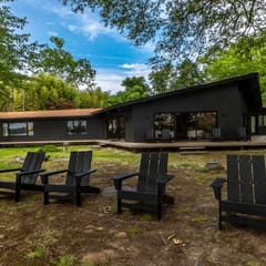 Haiku River House
