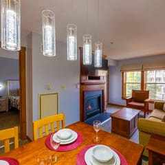 LuxStayUSA | Poolview Crest (AS 241)