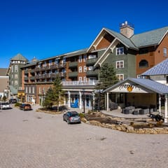 LuxStayUSA | HH314 Hot tub| Firepl| Ski in/out| Village