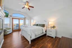 Angler’s Retreat — Oceanfront Estate with 7 King En-Suites - Image 5
