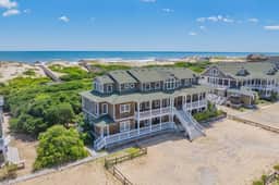 LuxStayUSA | Hemingway Oceanfront – 4x4 OBX - Image 2