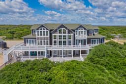 LuxStayUSA | Hemingway Oceanfront – 4x4 OBX - Image 5