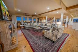 LuxStayUSA | Mark Twain Oceanfront - 4x4 OBX - Image 4