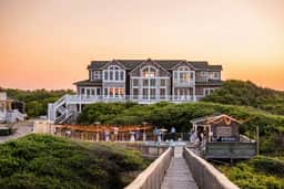 LuxStayUSA | The Three Authors – 4x4 OBX 46-Bedroom - Image 3