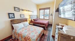 LuxStayUSA | Ballhooter Skyline Penthouse(AS 434) - Image 3