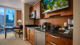 32nd Flr MGM Signature Studio| Mtn View| No Fee - Image 5
