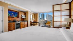 31st Flr MGM Signature Studio| Strip View| No Fee - Image 3