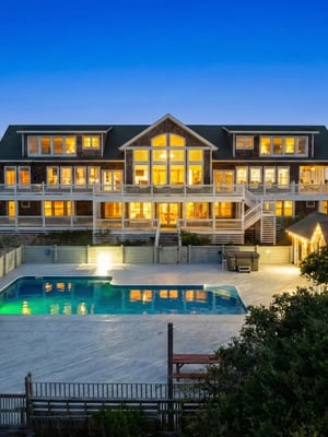 LuxStay Capital