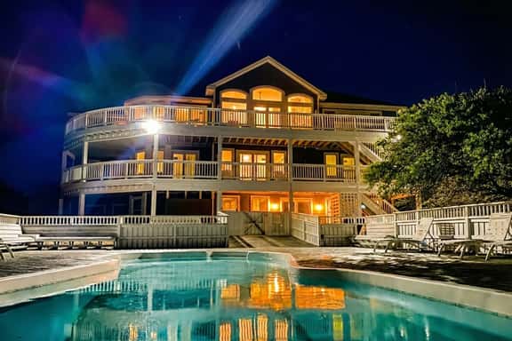The Fitzgerald Oceanfront - Weddings, Retreats & Celebrations - Image 1