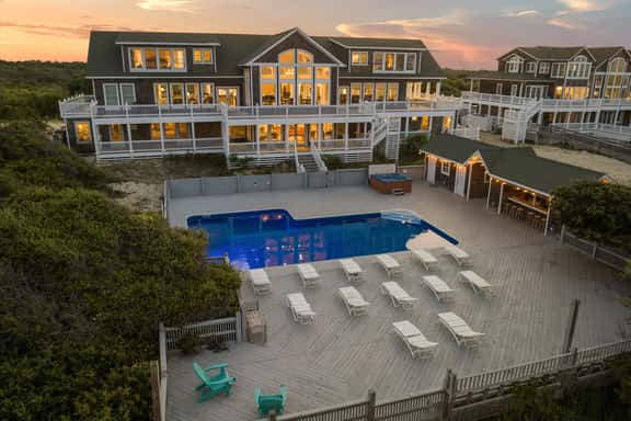 Hemingway and Mark Twain Oceanfront – Events - Image 1