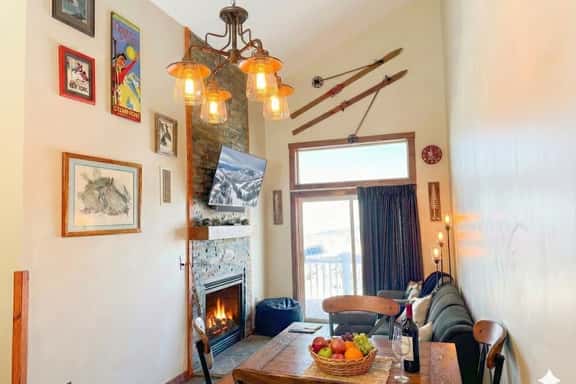 LuxStayUSA | Ballhooter Skyline Penthouse(AS 434) - Image 1