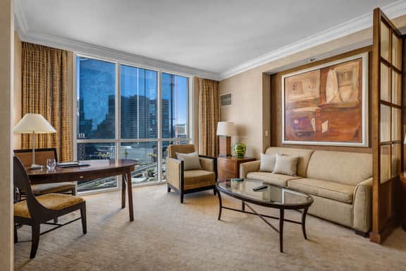 8th Flr MGM Signature Studio+1Bed| Strip View| No Fee - Image 2