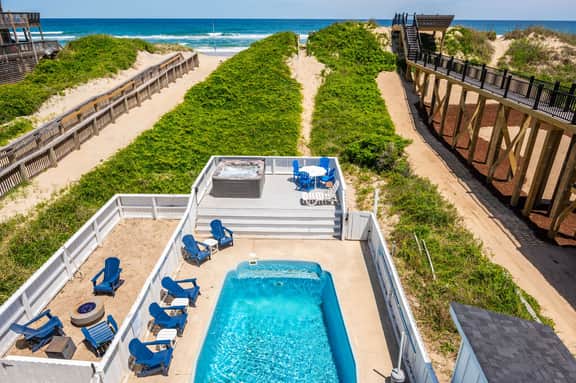 Coastline Haven | Oceanfront Coastal Retreat in Nags Head - Image 2