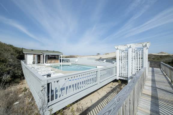 LuxStayUSA | Hemingway Oceanfront – 4x4 OBX - Image 4