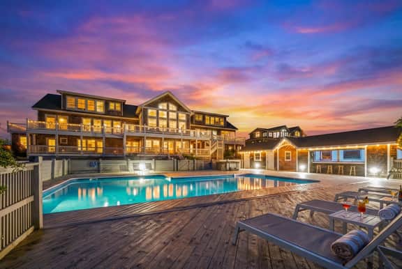 LuxStayUSA | Mark Twain Oceanfront - 4x4 OBX - Image 3