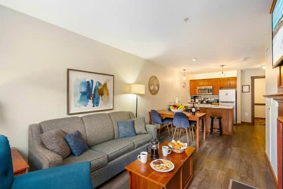 LuxStayUSA | Poolview Panorama {AS 239- 241} - Image 3