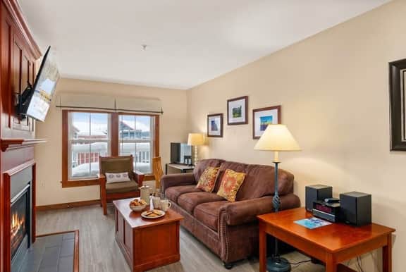 LuxStayUSA | Poolview Serenity(AS 326) - Image 2