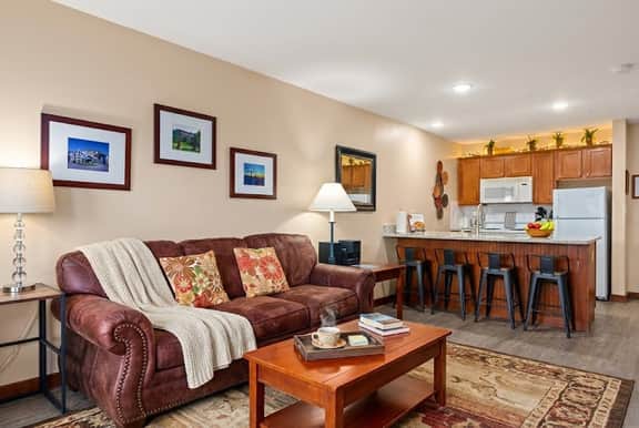 LuxStayUSA | Poolview Serenity(AS 326) - Image 3