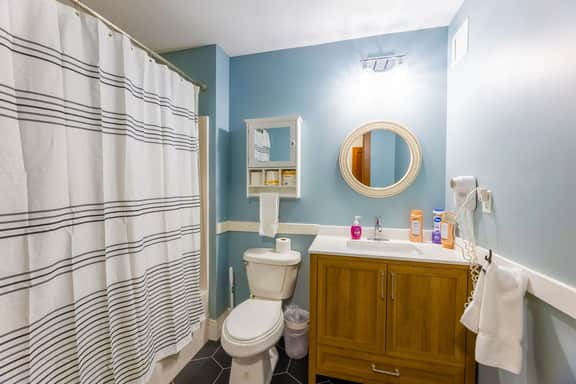 LuxStayUSA | Ballhooter Vista (AS 328–330) - Image 5