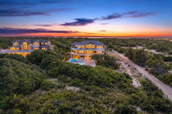 LuxStayUSA | The Fitzgerald Oceanfront-OBX - Image 2