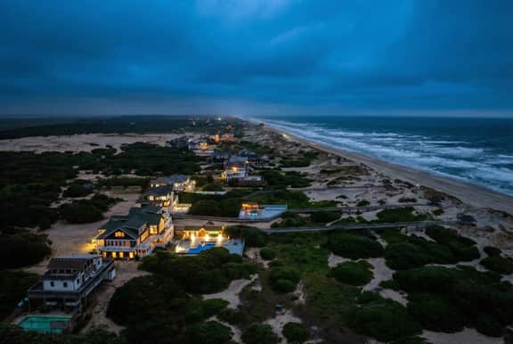 The Fitzgerald Oceanfront - Outerbanks - Image 2