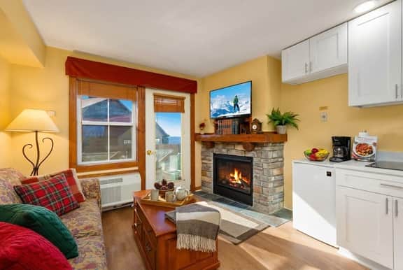 LuxStayUSA | HH314 Hot tub| Firepl| Ski in/out| Village - Image 3