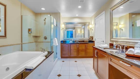 11th Flr MGM Signature 1Bed| Strip View| No Fee - Image 5