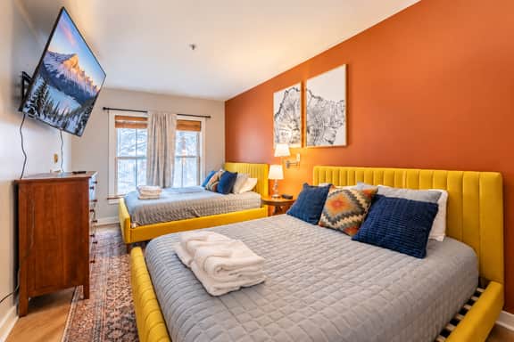 LuxStayUSA | Poolview Hearthstone (AS 125) - Image 3