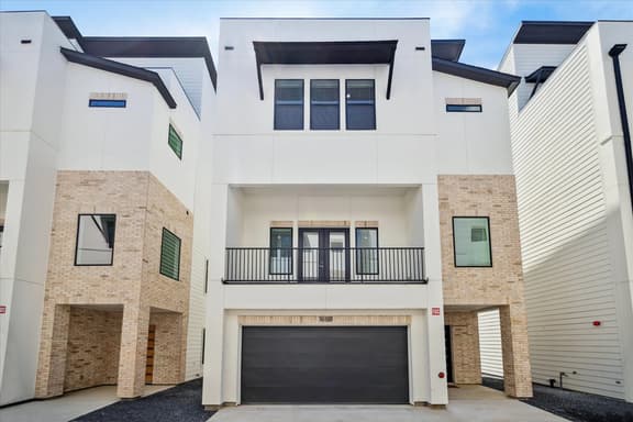Houston - Spring branch 1618 B - Image 1