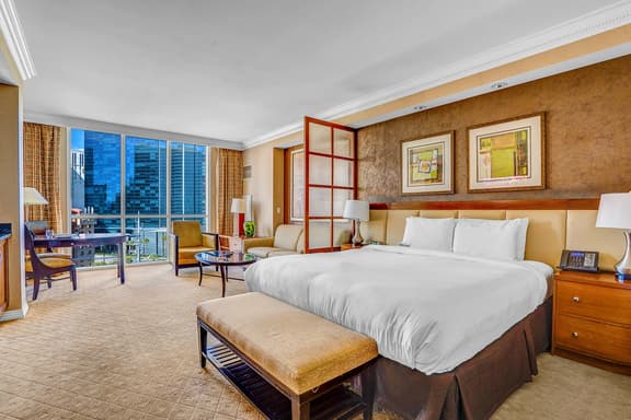 7th Flr MGM Signature Studio+1Bed| Strip View| No Fee - Image 1