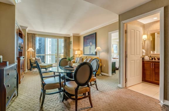 11th Flr MGM Signature 1Bed| Strip View| No Fee - Image 1