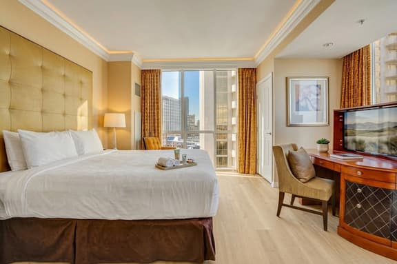11th Flr MGM Signature 1Bed| Strip View| No Fee - Image 1