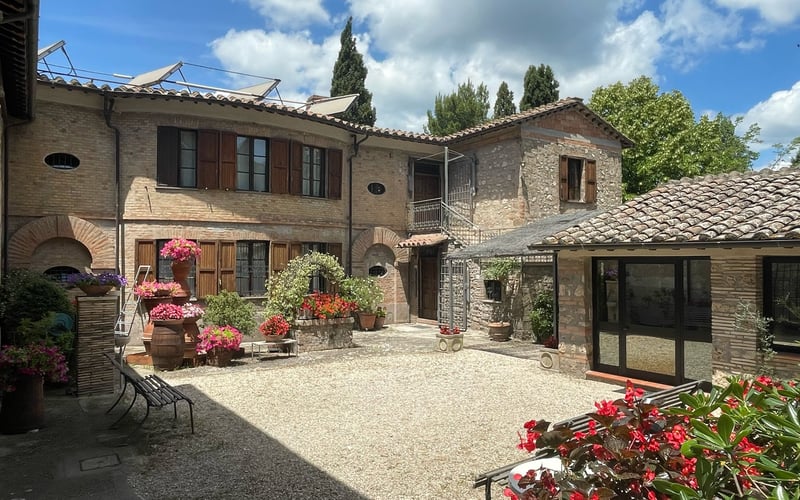 Convento Delle Sorelle, a 16th-century estate in Umbria, Italy